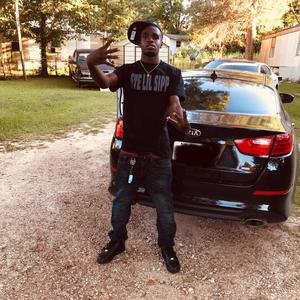 Wanna Be A Thug (Explicit)