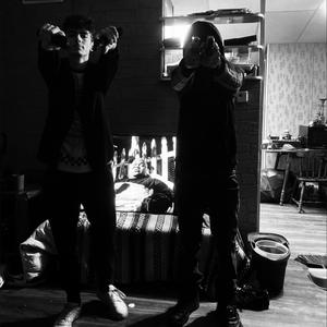 GLOSTACKKZ X GRYPHON (RUN 2 THE MONEY #COOKBRICK) (feat. GRYPHON) (Explicit)