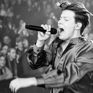 Aizņem man vietu (Live)