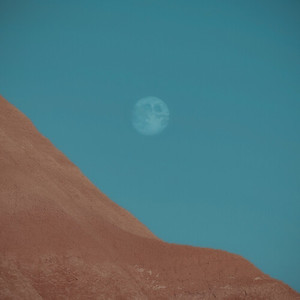 Tusi Que Vales (Explicit)