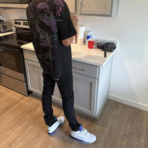 Rainy days (feat. Seventeen5) (Explicit)