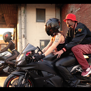 Reprezint Strada (Explicit)