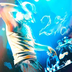 A VECES PIENSO (feat. FORI) (Explicit)