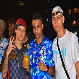 Uniao dos C1(feat. Dj Arthuziin, Dj Vitin Do Pc, Dj Lv Mdp, Dj Ph Da Serra & Mc Anjim) (Explicit)