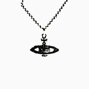 white tee (Explicit)