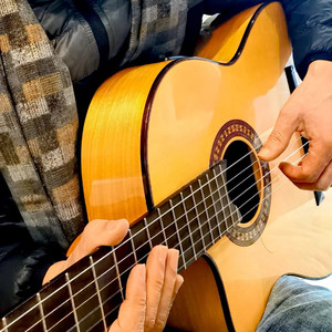 寂寞的鱼伴奏 (伴奏)