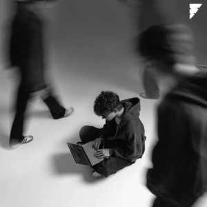 100 жизней (Skit)