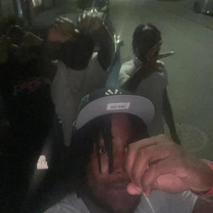 Hips (feat. CJ-Charles) (Explicit)