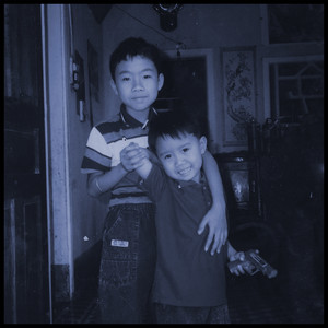 Nghe gió ngân giữa lưng chừng hơi thở (feat. Giang)