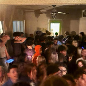 ITSAPARTY (feat. Blxxdysage) (Explicit)