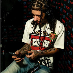 CRYING ON THE FLOOR (Remix|Explicit)