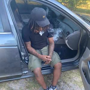 SMOKE N THE CITY (feat. TFO Mooskii) (Explicit)