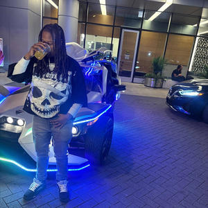 pulled off da lot (feat. DE$TOOO) (Explicit)