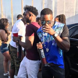 Car Wash(feat. Reece Jackson) (Explicit)