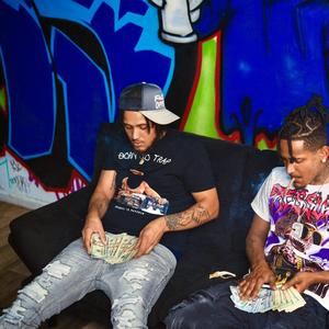 War (feat. Ot3 jayt) (Explicit)