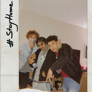 Bands up (feat. Creativekillz) (Explicit)