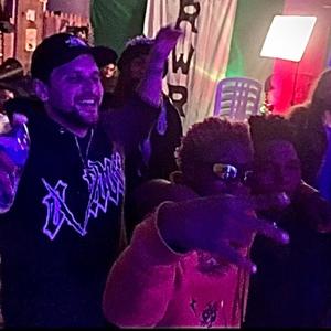 Bxtch Stfup (feat. Ibn Farmacia & Yokio) (Explicit)