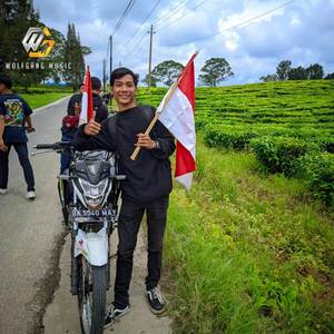 NTAH SIAPA YANG BARTER