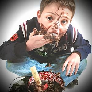 Eating Soil (feat. Young Indian, TheSkinlessRat, DJ K Money 2016, lil factory fire & The King in Yellow) (Explicit)