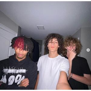 fruitiger aero (feat. nowah) (Explicit)