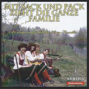 Mit Sack und Pack zieht die ganze Familie