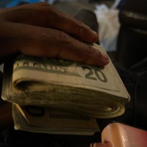 Yea Yea (feat. Davinthegreat) (Explicit)