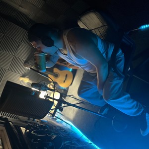 sending shots (feat. young flame) (Explicit)