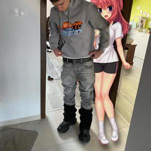 Givenchy (feat. KONDX)