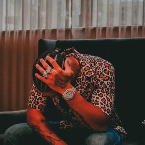 Nx HxxrtBrxxk Xnnxvxrsxry Fxr Mx (Live|Explicit)