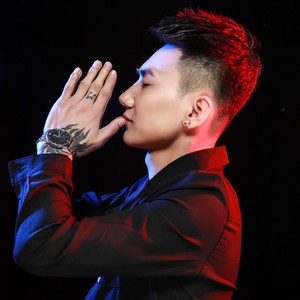 李亚晨 - 德令哈 feat. 蒋山 (Live)