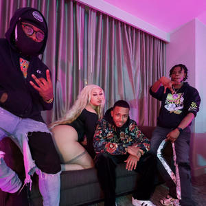 Moment 4 Life (feat. Peteyxkraze & Key Wsb) (Explicit)