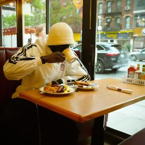 BLACK BARBIE (feat. 4D) (Explicit)