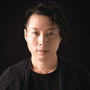 你看你看月亮的脸