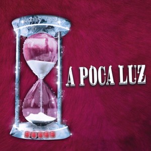 A Poca Luz