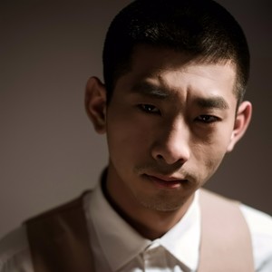 来生还在你身边 (伴奏)