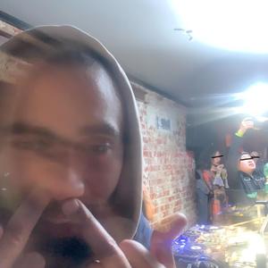 45. REIGNING (feat. Typeboy Reggie, Typeboy Kwaba & Typeboy Toy) (Explicit)