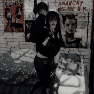 icy/wannabe (feat. matariii & damian1k) (Explicit)