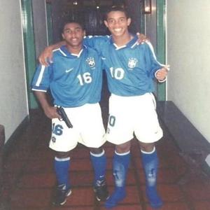 EU TÔ PIQUE JOGADOR CARO (feat. DJ Menor Piu)