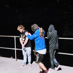 OUT OF RANGE (feat. Hikikomori302, 2kool & Mikz) (Explicit)