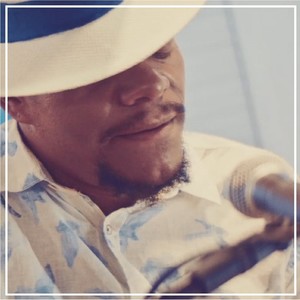 Trago Flores (Acústico)
