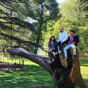 Éramos felices (feat. Jimmy Floyd & Lady Chaos) (Explicit)