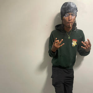 Straight Facts (feat. damOwe, Bkabystrike & Luhkoop) (Explicit)