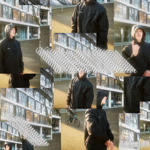 Verliebt in leere Blätter