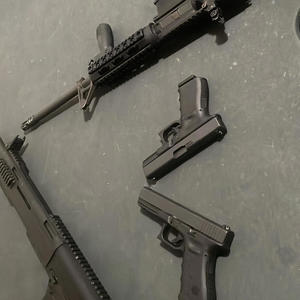 knock yo hustle (feat. TQ) (Explicit)