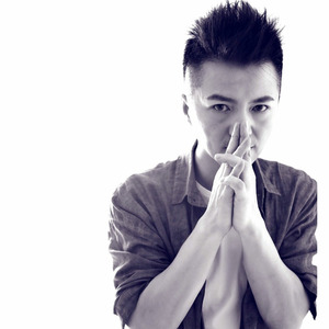 刘佑杋 - 渐行渐远 (伴奏)