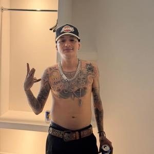 Richard Ahumada-Vuelta (Explicit)