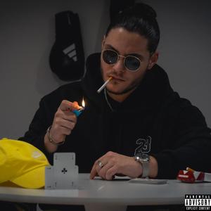 Follow pas (Explicit)