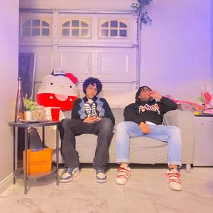 News Flash! (Explicit)