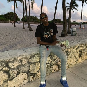 ROADRUNNER(feat. AC FreeThaReal) (Explicit)