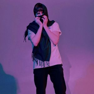 Voads - МОЖЕШЬ МЕНЯ НЕНАВИДЕТЬ (Explicit)